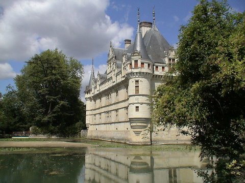 Loire : Azay le Rideau castle