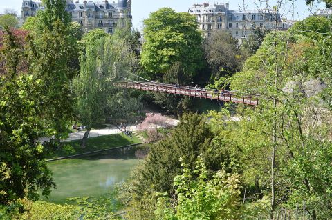 Escape into the Secret GARDENS of Paris with your Licensed Guide